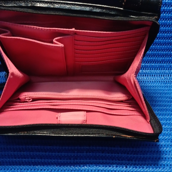 Hobo - Picture 3 of 14